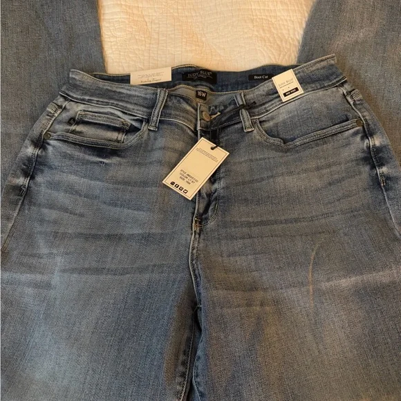 NWT Judy Blue Light Wash boot cut Jeans 16W - Picture 7 of 14